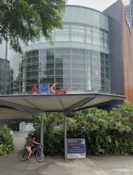 Ang Mo Kio (amk) Hub (D20), Shop House #614493151